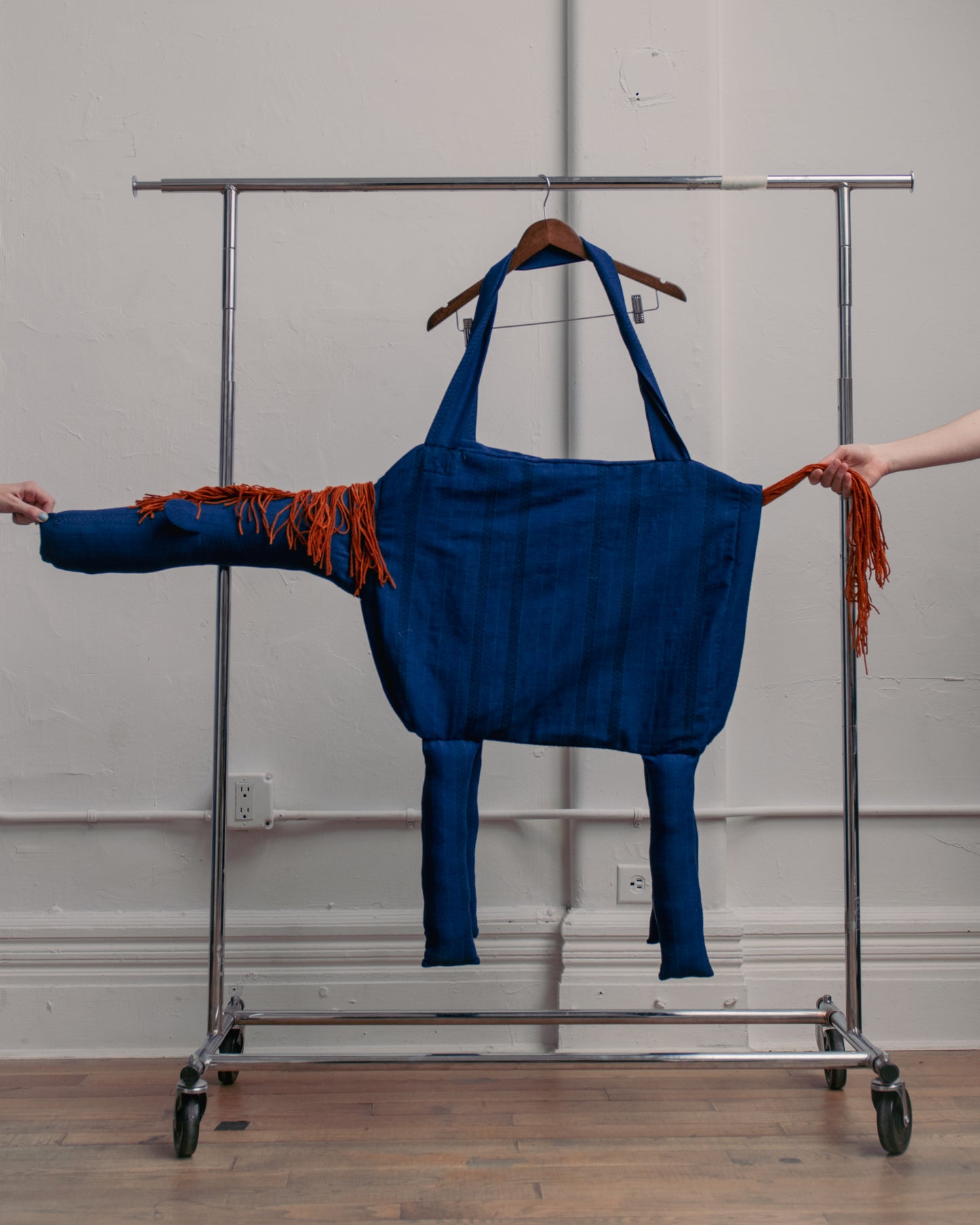 HUEBERT HORSE BAG
