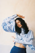 Load image into Gallery viewer, Johanna Button Down
