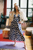 Load image into Gallery viewer, Johanna Button Down
